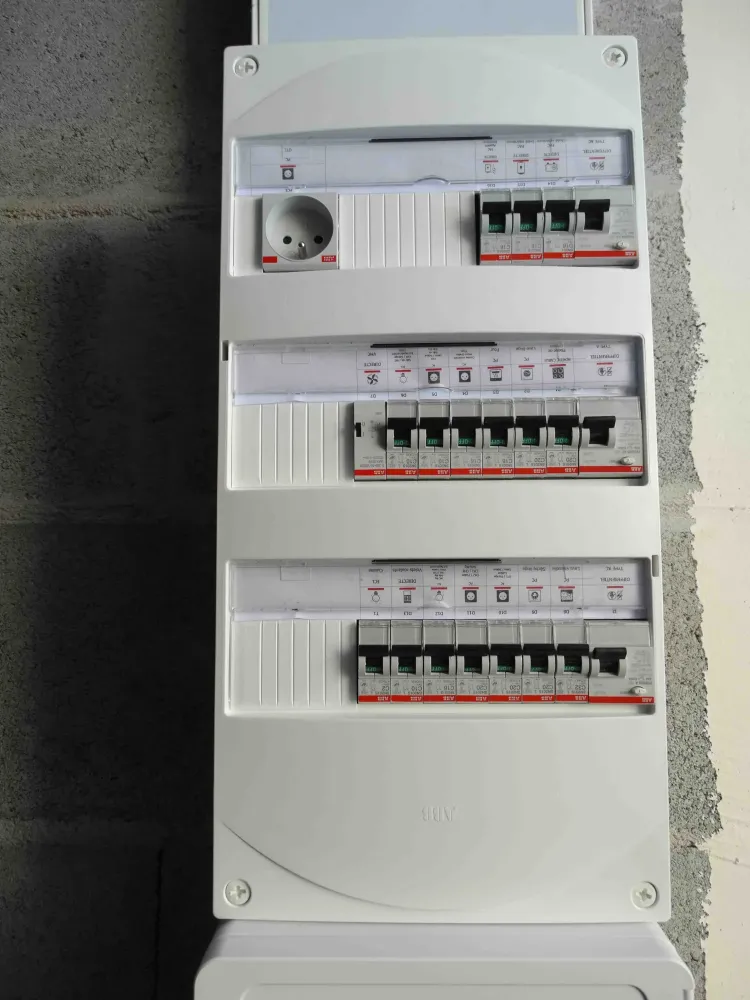 May'Energie - Électricien à Meslay-du-Maine (8webp